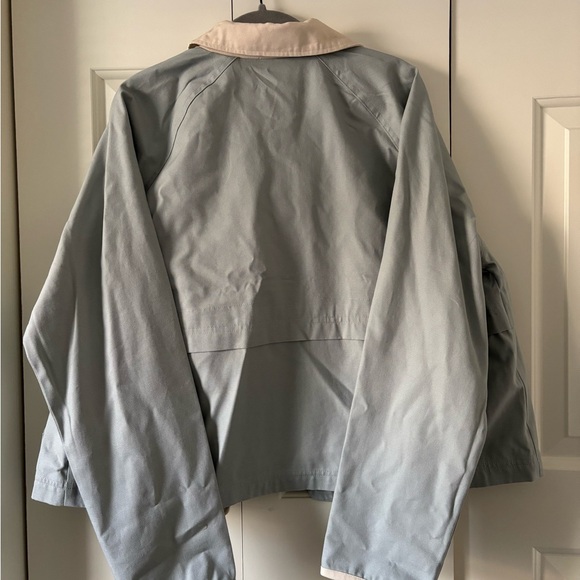 Hunter Light Gray  Raincoat with Cream Collar - Picture 7 of 8